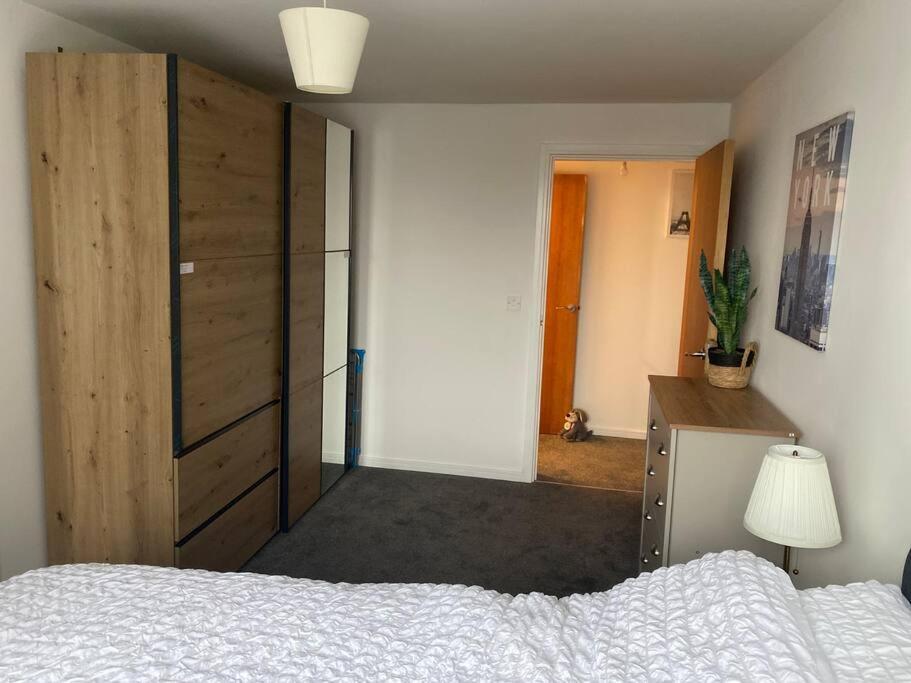 Lovely 2Nd Floor 2 Bed Flat Sleeps 4 Doncaster Bagian luar foto